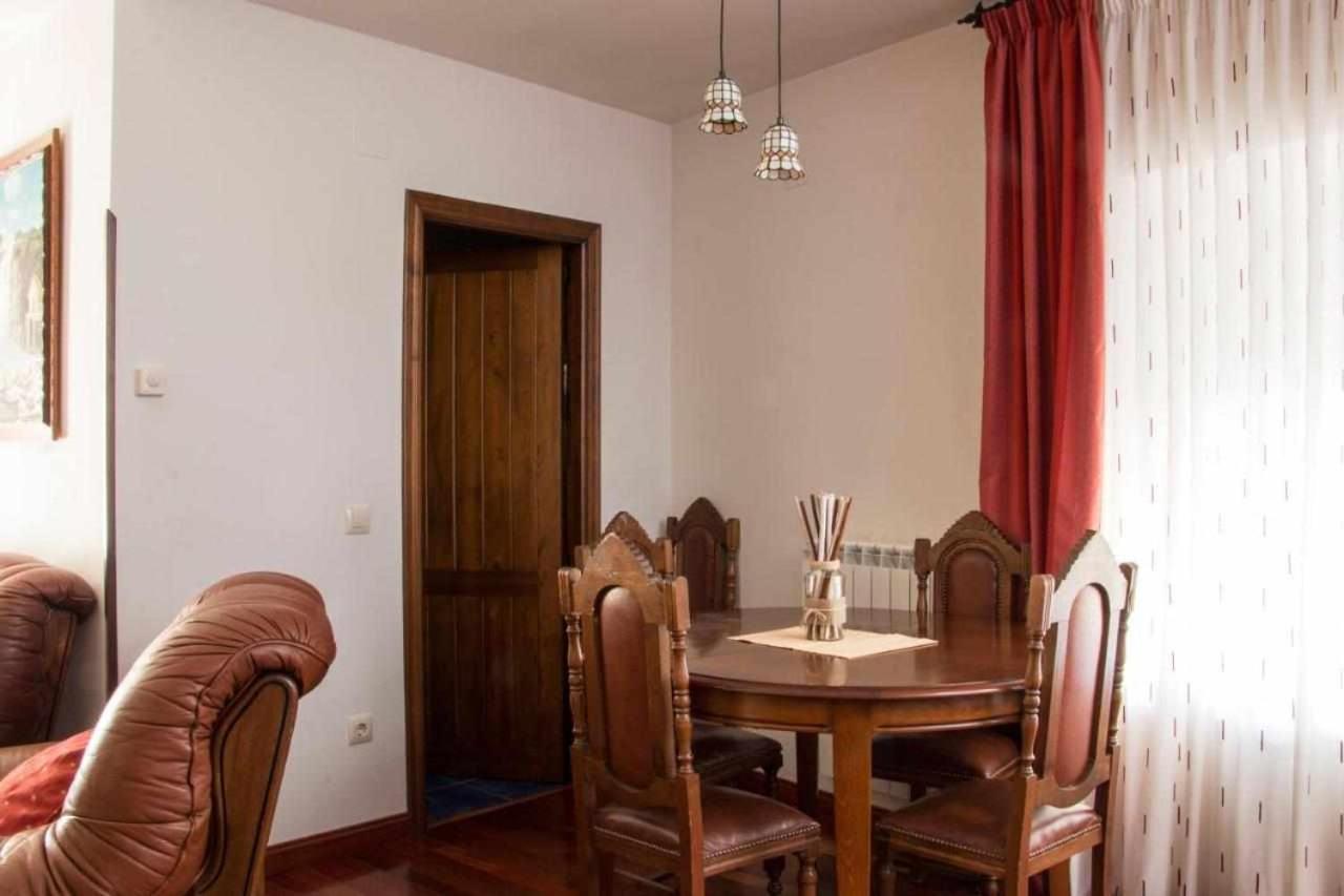 Paco Country house Munogalindo